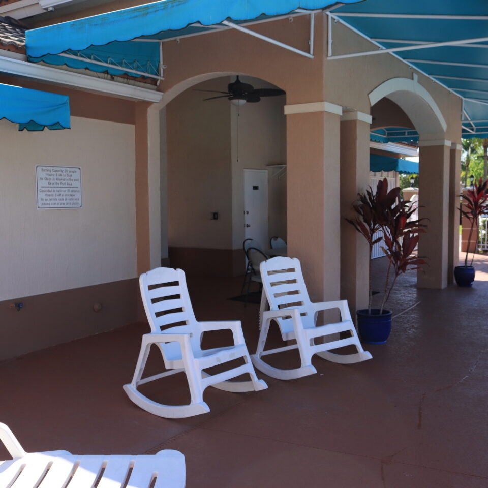 Venetia-Gardens-Pool-Ground